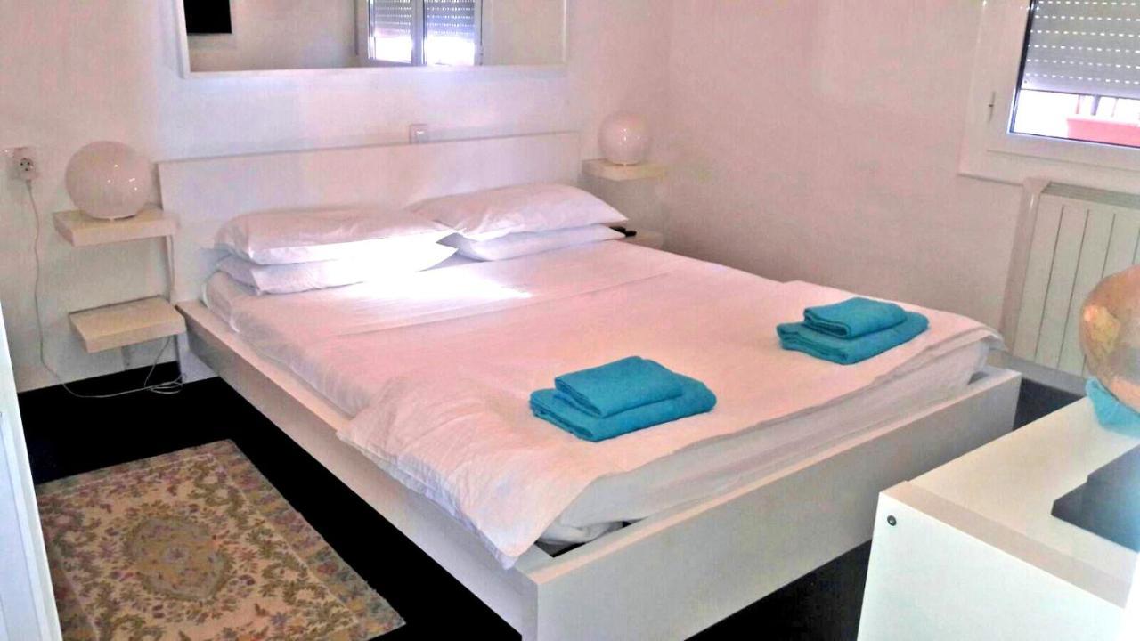Amazing Seaview Apartment With Terrace & Parking - Casa Artevida Roses Eksteriør billede